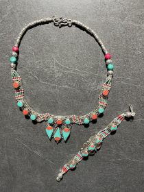 Collier, Nepalschmuck