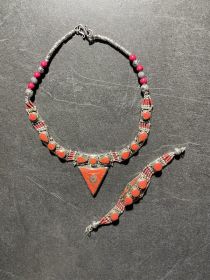 Collier, Nepalschmuck